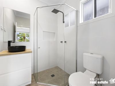 780 Beechwood Road, Beechwood