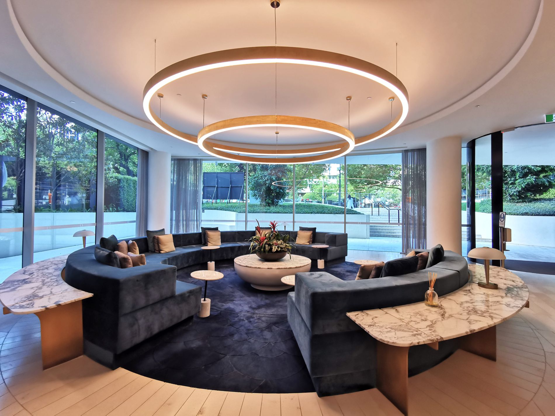 1708 / 450 St Kilda Road, Melbourne