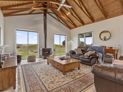 720 Dairy Flat Road, Heathcote South
