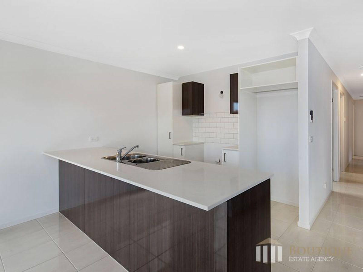 8 Frogmore Street, Pakenham