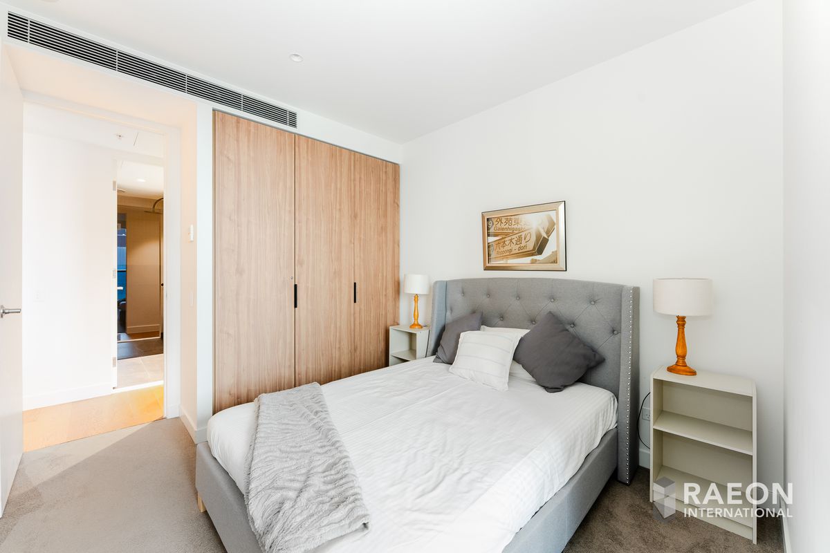 1613 / 18 Claremont St, South Yarra