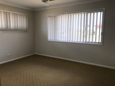 10 Gallang Street, Rochedale South