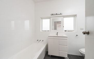 46 Tunstall Avenue, Kensington