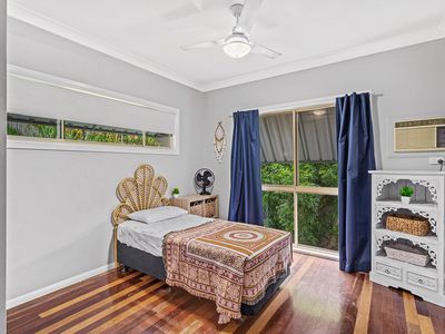 50 Country Road, Cannonvale