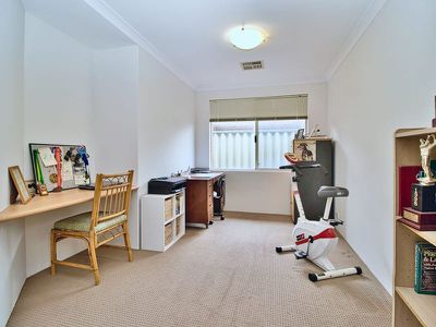 5 Ashland Crescent , Port Kennedy