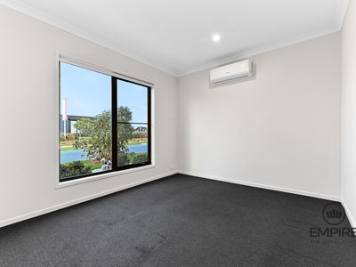 7 Zagros Street, Clyde North