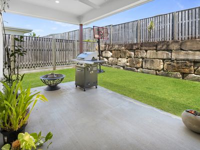 17 Altitude Drive, Pimpama