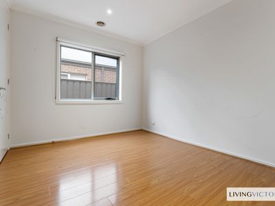 78 Miles Franklin Boulevard, Point Cook