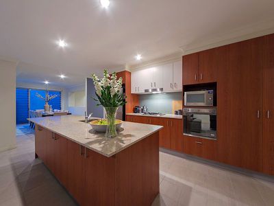 21 Hepburn Close, Wakerley