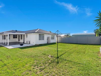 24 Peppermint Drive, Worrigee