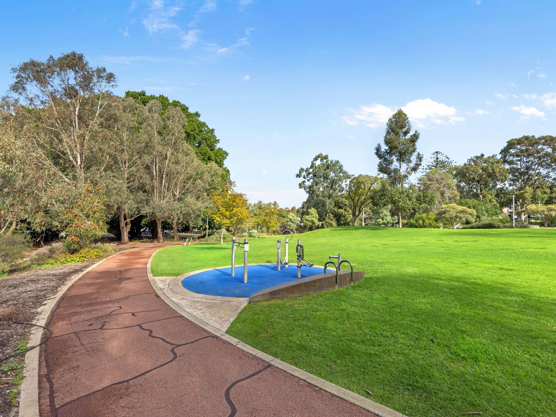 2C Troytown Way, Melville