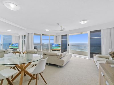 13D / 2 Nineteenth Avenue, Palm Beach