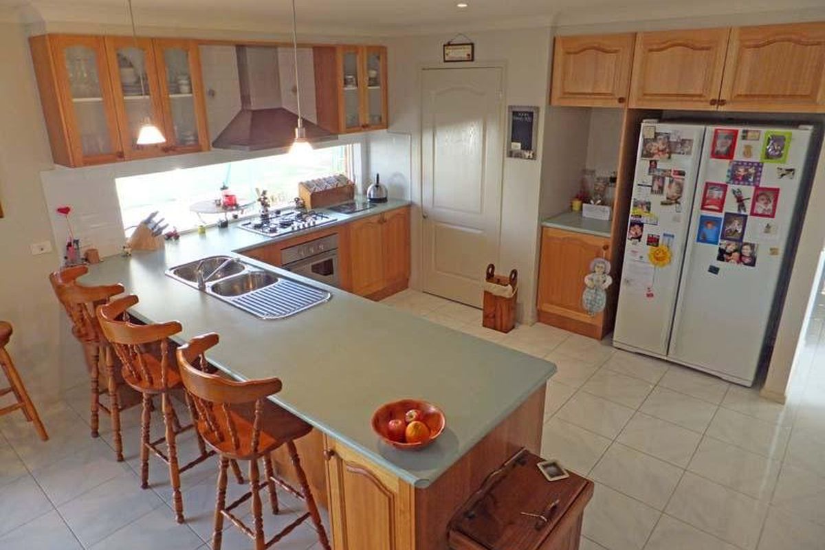 10 Eden Grove, Kyabram