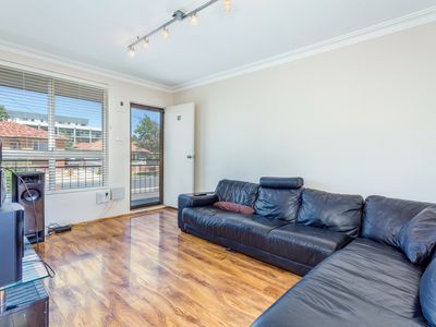 19 / 56 Henderson Road, Queanbeyan