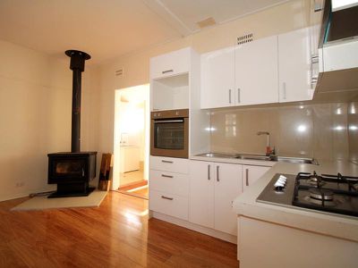 10 Alamein Walk, West Bathurst