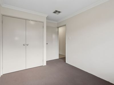 33 Januk Turn, South Guildford