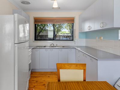2 / 13 Bowen Street, Cranbourne
