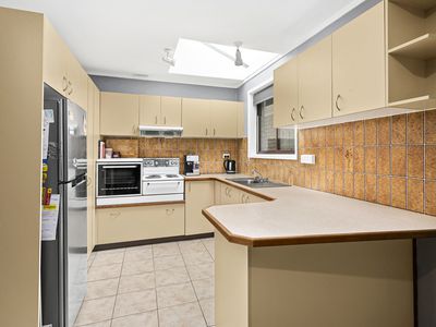27 Simpson Parade, Albion Park
