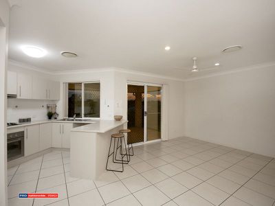 2 Benjamin Court, Yamanto