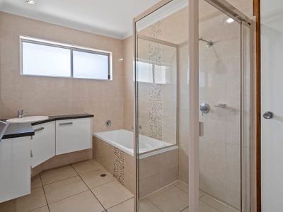 8 Deputor Street, Rochedale South