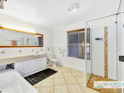 87 Mackerel Street, Woodgate