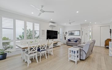 21 / 25 Banya Avenue, Nirimba