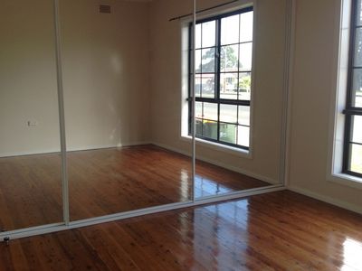 1 / 69 Lake Entrance Road, Warilla