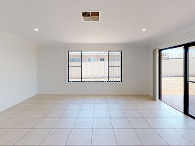 13 Mortlock Avenue, Dubbo