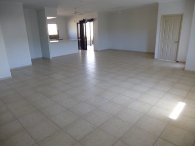 1 / 53 Garden, Cooktown