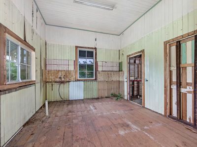 8 Caithness Street, North Booval