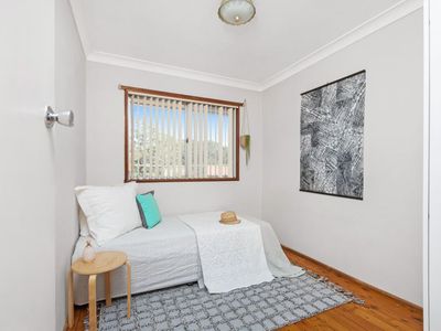 8 Woodlawn Avenue, Burrill Lake