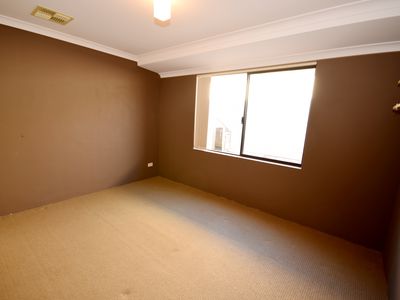 9 Astroloma Drive, Success