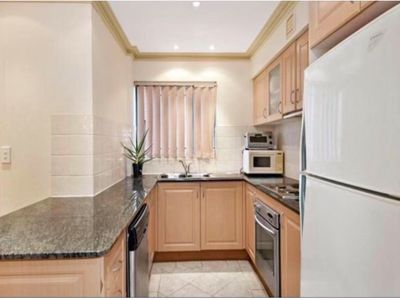 18 / 2-6 Gloucester Avenue, Burwood