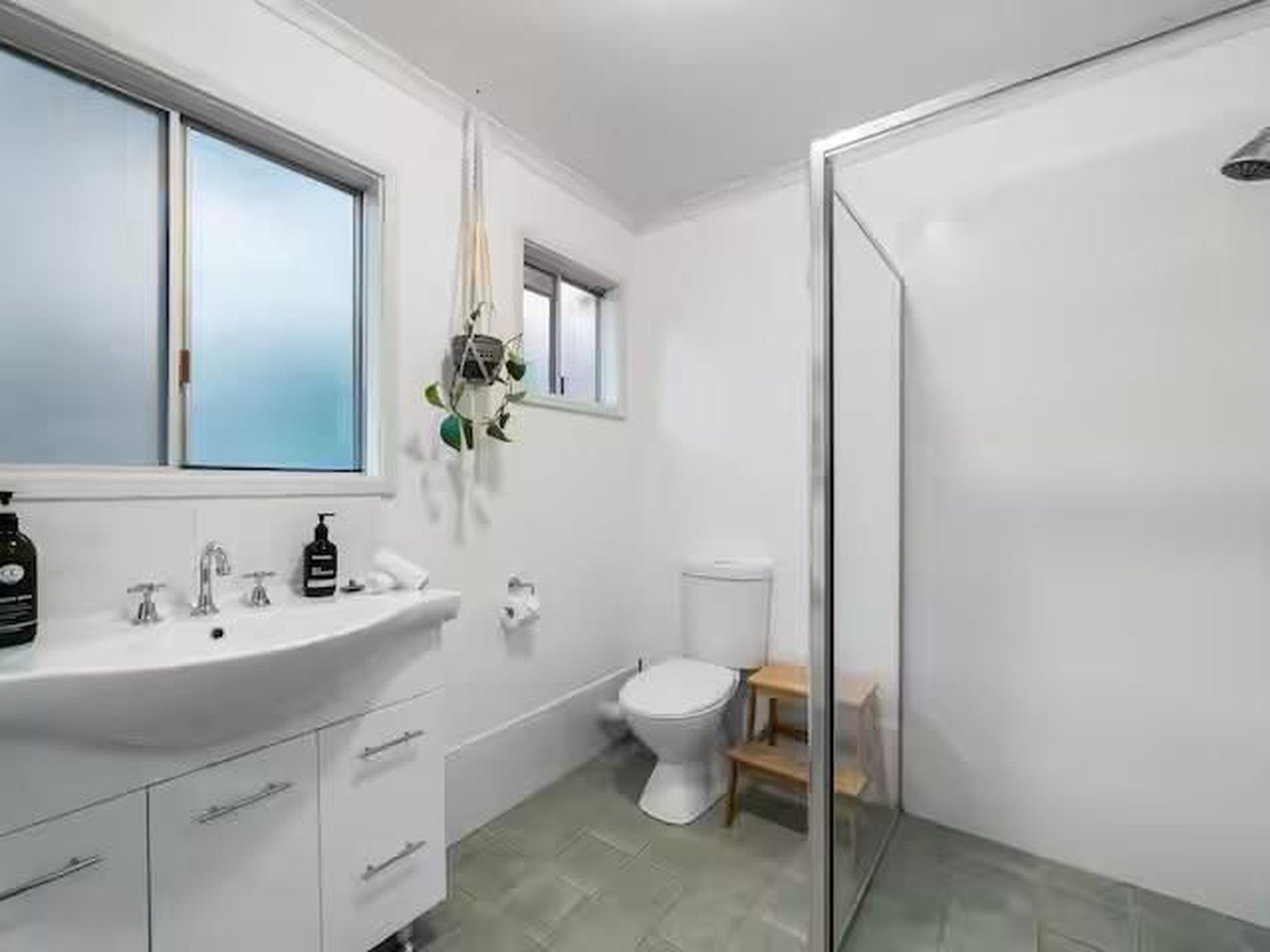 13 Denise Drive, Lilli Pilli