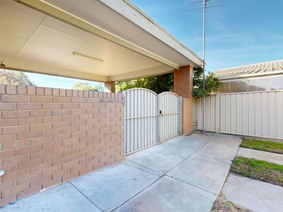 18 Desmond Street, Strathdale