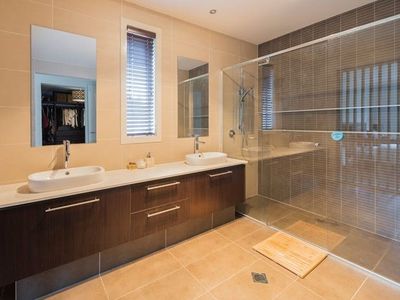 73 Kent Road, North Ryde