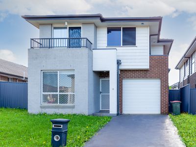 17 Apple Orchard Street, Bardia