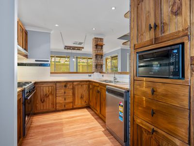 43 Rainsford Loop, Boulder
