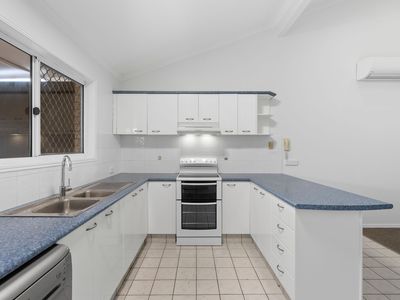 24 / 16 Arcadia Street, Eight Mile Plains