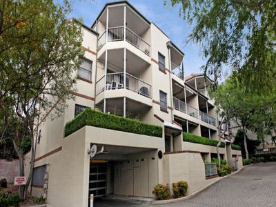 22 / 16-22 LYALL Street, Leichhardt