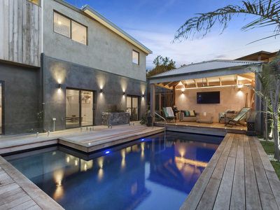2 Highview  Court, Rye