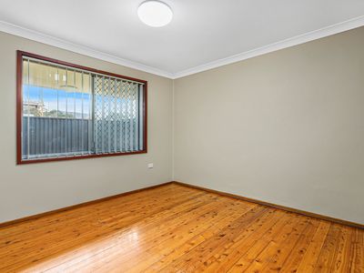 2 / 350 Kanahooka Road, Brownsville