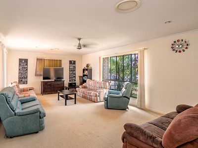 14 Mainsail Court, Point Vernon
