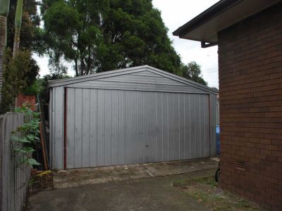 2 Kimbarra Crescent, Koonawarra