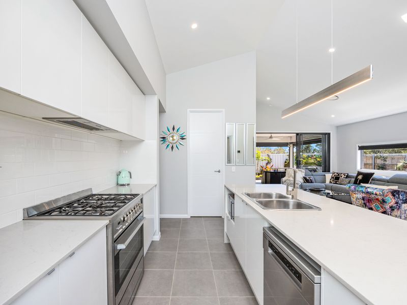 33 Conservation Drive, Urraween