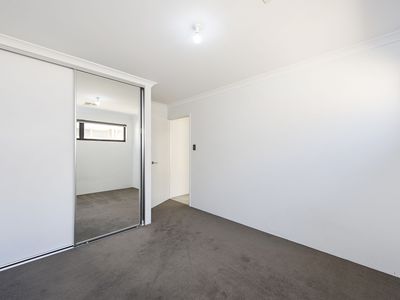 14 Ferrolana Chase, Madora Bay