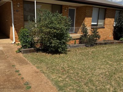 13 Thornbury Street, Parkes
