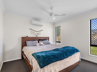 6 Soho Drive, Deebing Heights