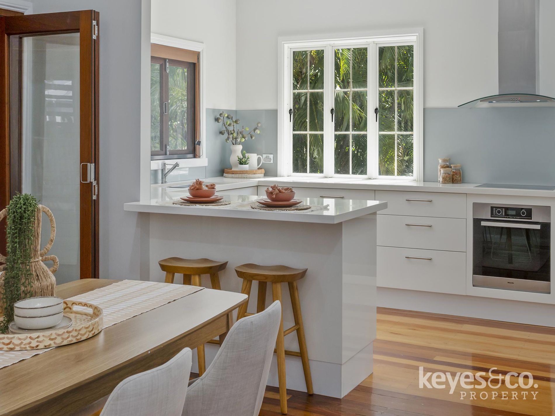 100 Palmerston Street, Gulliver