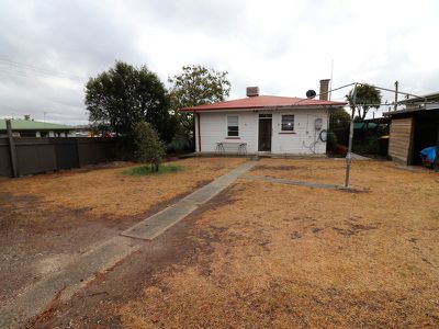 15 Heywood Cres, Seymour